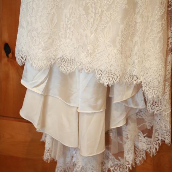 Maggie Sottero Wedding Dress - Picture 6 of 8